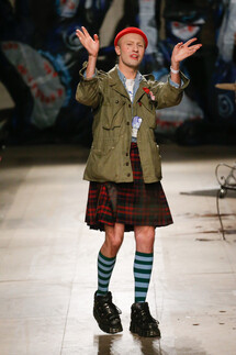 Charles Jeffrey Loverboy FALL 2018 MENSWEAR London LFW коллекция Charles Jeffrey Loverboy FALL 2018 MENSWEAR осень 2018 мужская неделя моды в Лондоне Mainstyles